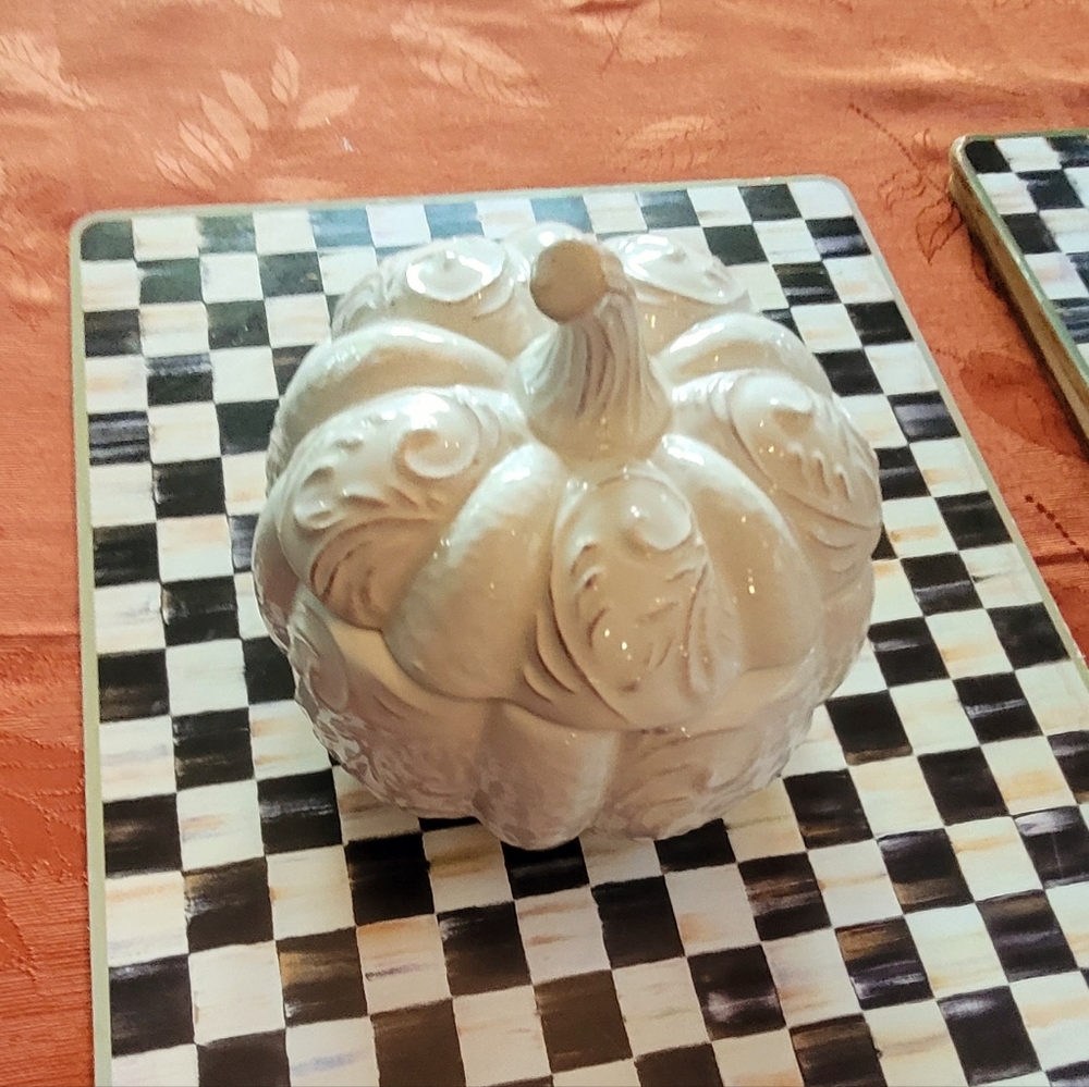 Pumpkin Ceramic Soup Bowls with Stem Tops. White or Orange, Vintage Holiday